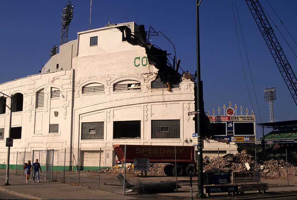 OLD AND NEW COMISKEY PARK : r/baseball